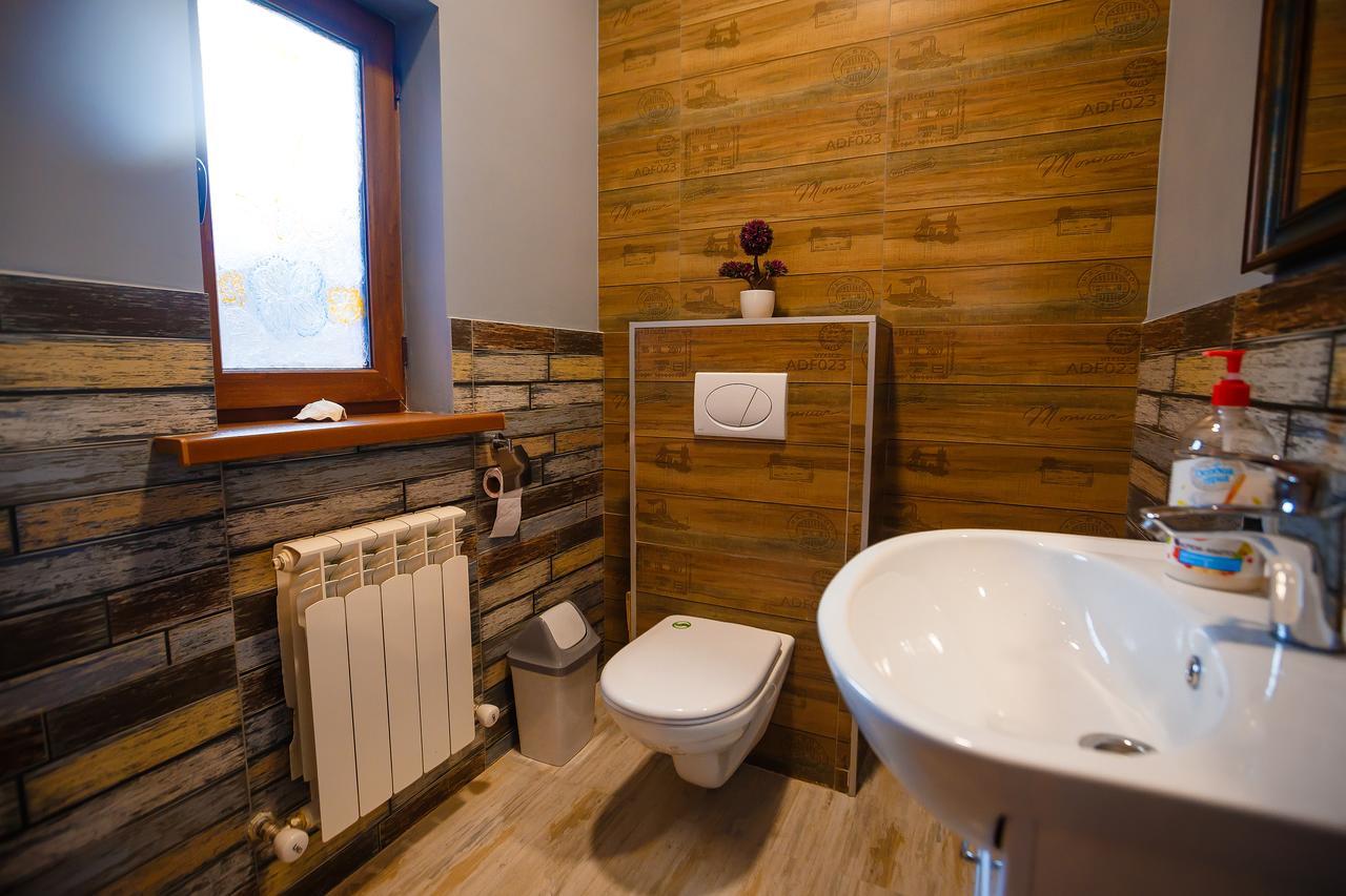 Mountain Road Hostel 알마티 외부 사진