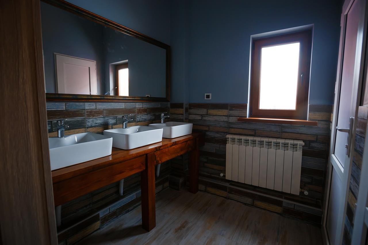Mountain Road Hostel 알마티 외부 사진